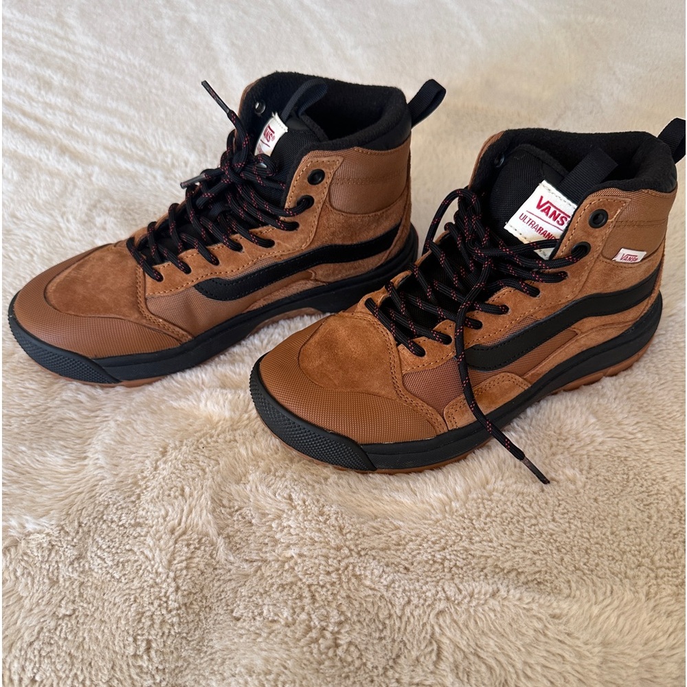 Van’s hiking boot